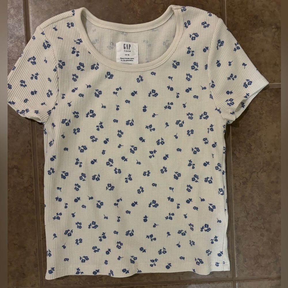 Teen Gap Top